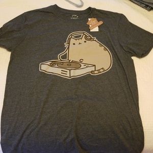 🎀New🎀 Pusheen tee XL